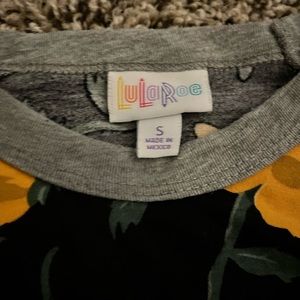 Quarter sleeve shirt from LuLaRoe.